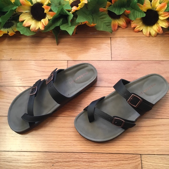 bryceee footbed sandals